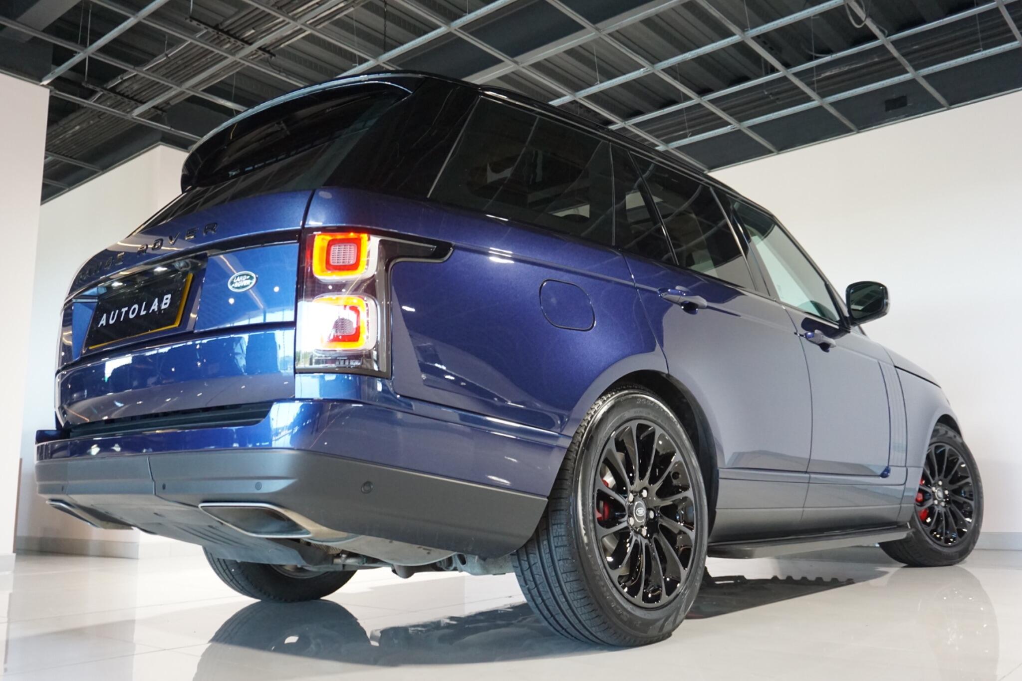 Land Rover Range Rover 2.0 P400e 12.4kWh GPF Vogue SUV 5dr Petrol Plug-in Hybrid Auto 4WD Euro 6 (s/s) (404 ps)